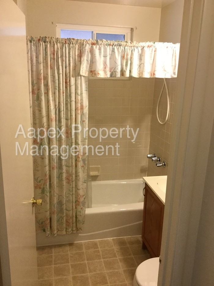 17060 Ganley St - Photo 3 of 13