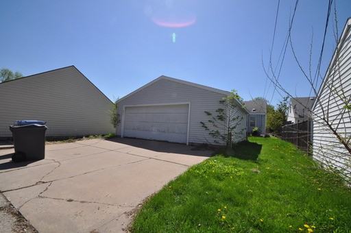 5817 Pleasant Ave - Photo 2 of 12