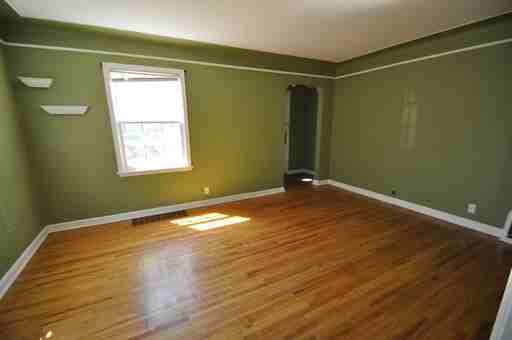 5817 Pleasant Ave - Photo 3 of 12