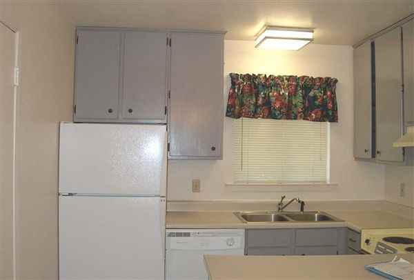 1709 Trinity Place - Photo 2 of 6