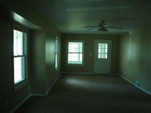 2932 Overhill Rd - Photo 2 of 16