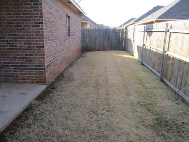 6805 NW 134th Terrace - Photo 2 of 21