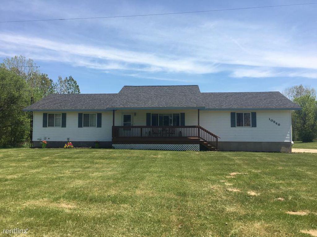 10548 Homerich Ave SW - Photo 3 of 11