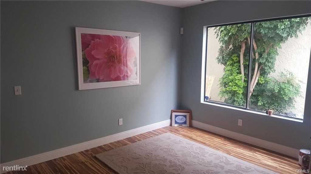 11 Trawler - Photo 2 of 6