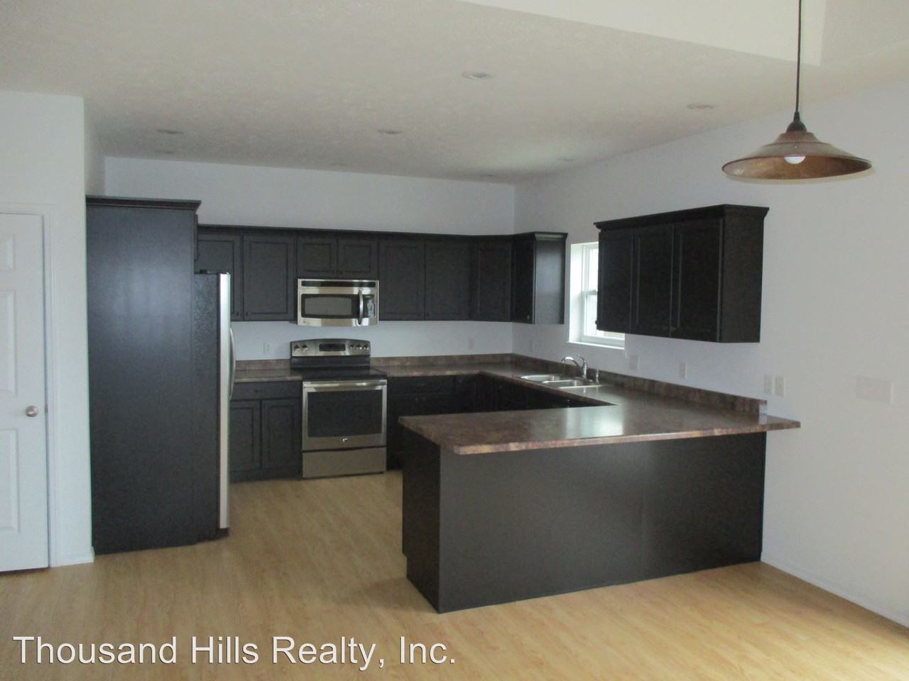 319 Cliffhouse Rd #B - Photo 2 of 28