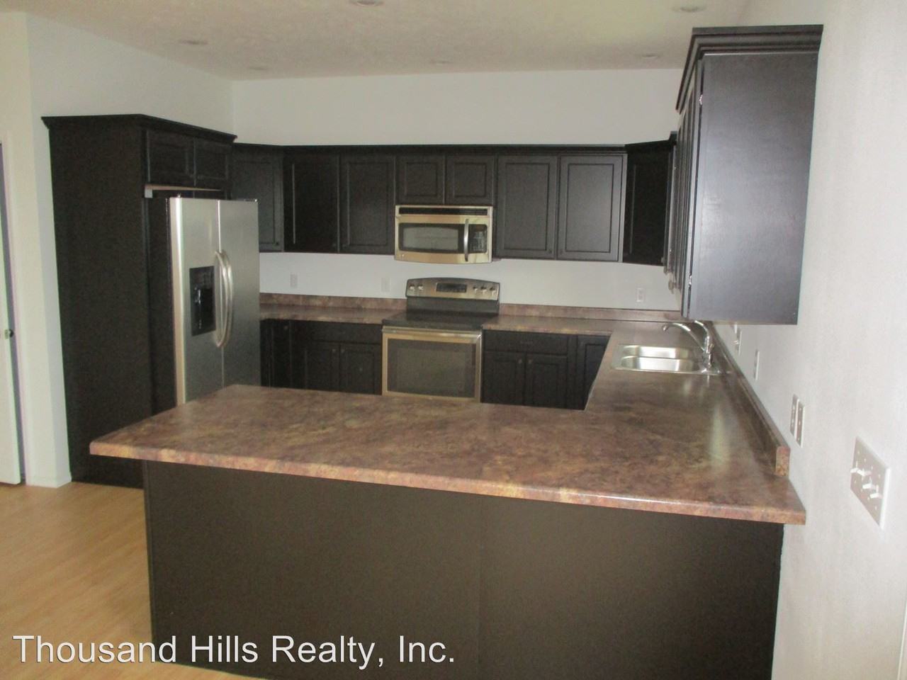 319 Cliffhouse Rd #B - Photo 3 of 28