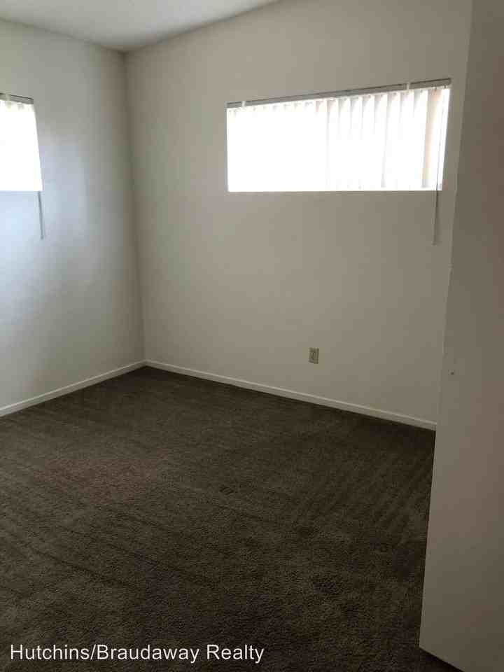 962-964 12th Street - Photo 3 of 11