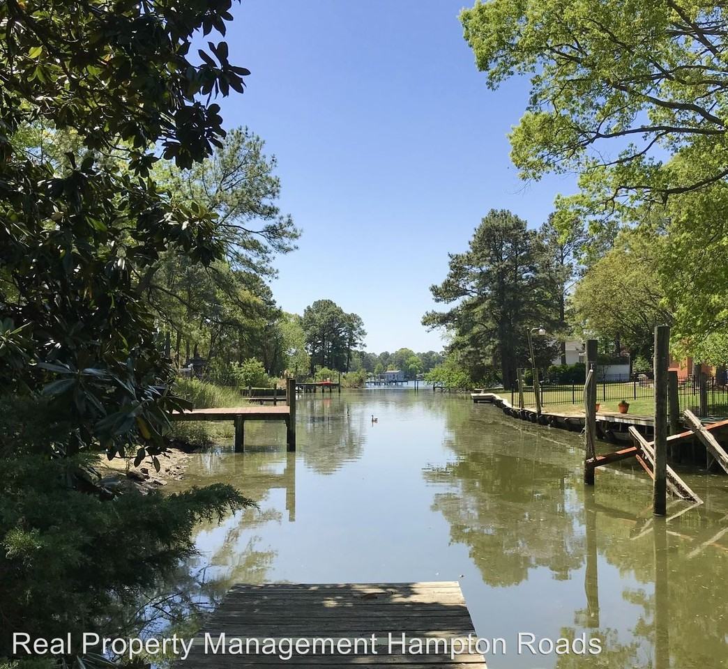 5345 Orion Ave - Photo 2 of 22