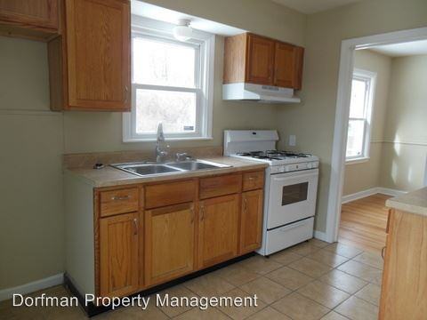 3126 Medford Ave - Photo 3 of 4