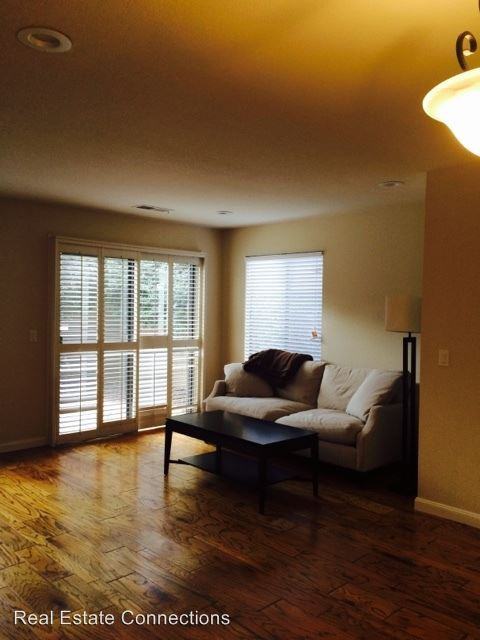 1266 Weibel Way - Photo 2 of 6