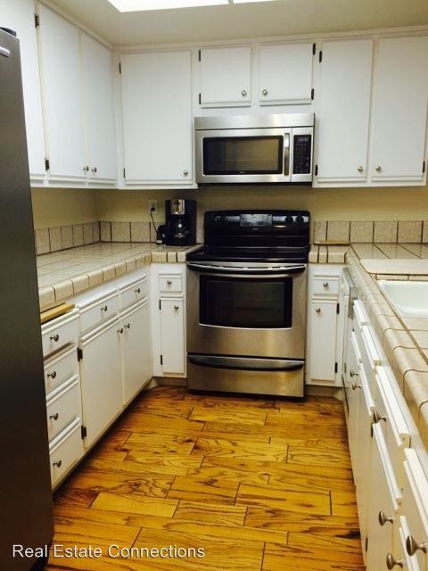 1266 Weibel Way - Photo 3 of 6