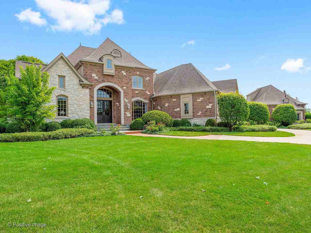 5N879 Fairway Dr - Photo 3 of 47