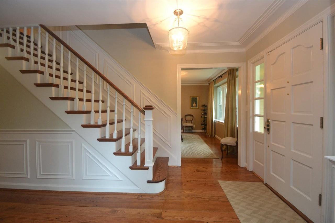 6906 Miami Bluff Dr - Photo 3 of 25