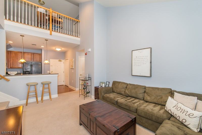 8411 Sanctuary Boulevard - Photo 2 of 22