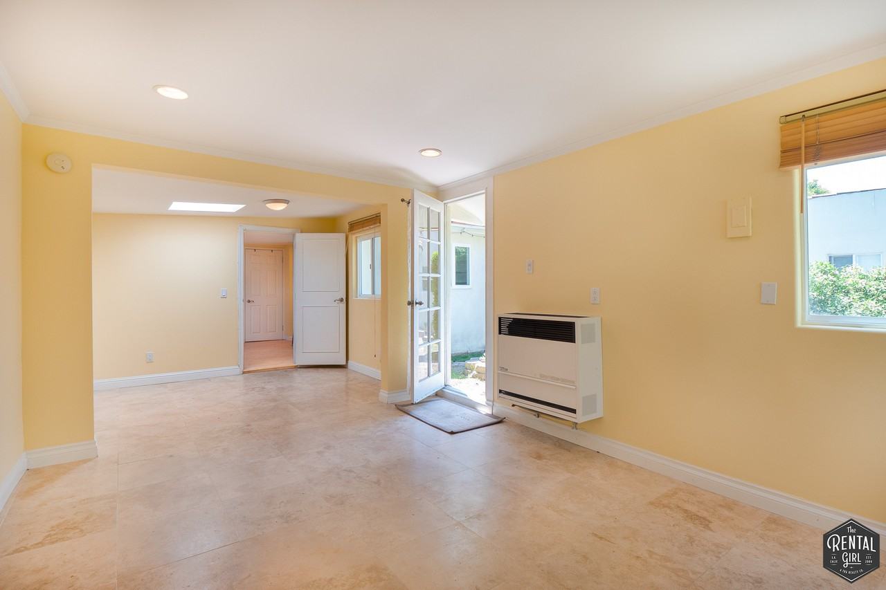 746 Ashland Avenue - Photo 2 of 20