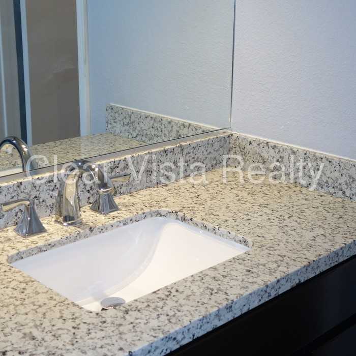 621 Greenlawn Blvd - Photo 3 of 5