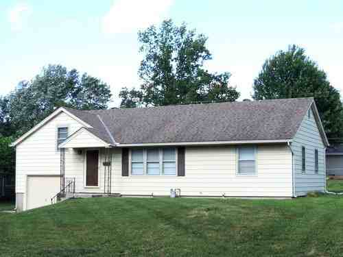 612 N Woodland St - Photo 2 of 24