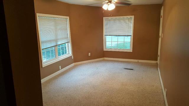 1063 IL-173 #1 - Photo 2 of 7
