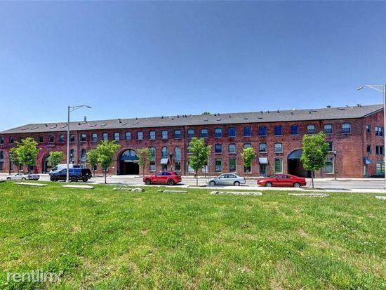 555 S Water St #208