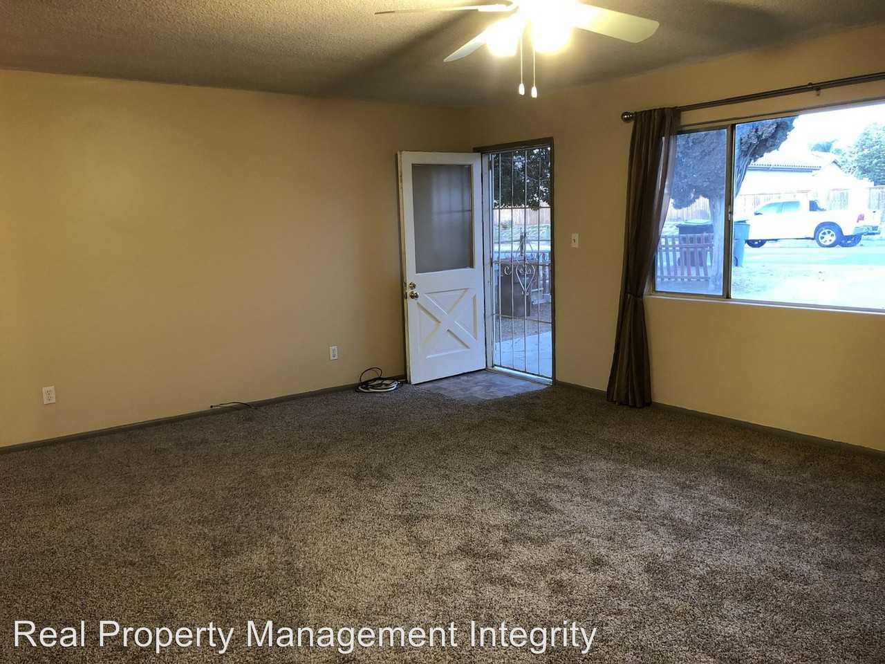 4738 California Ave - Photo 2 of 18