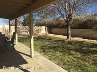 18425 Fortuna Ln - Photo 2 of 11