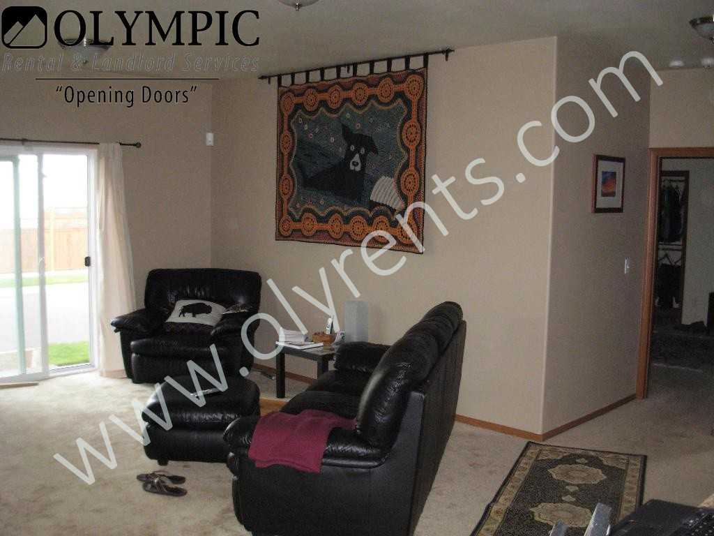 5231 66th Ave SE - Photo 2 of 6