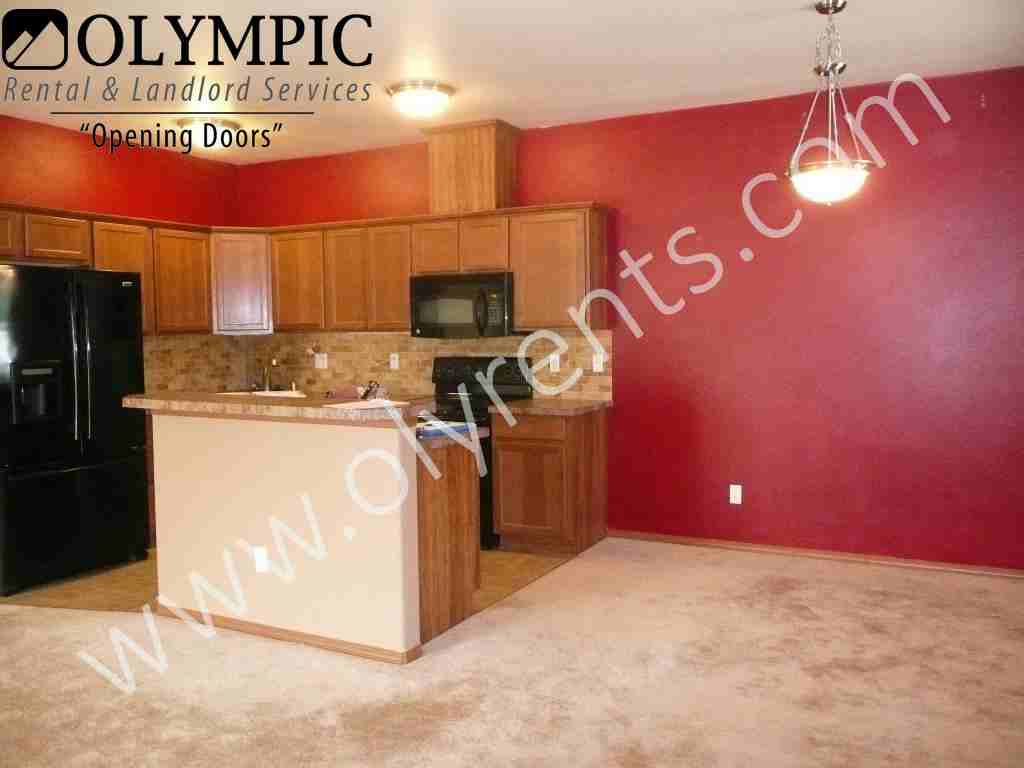 5231 66th Ave SE - Photo 3 of 6