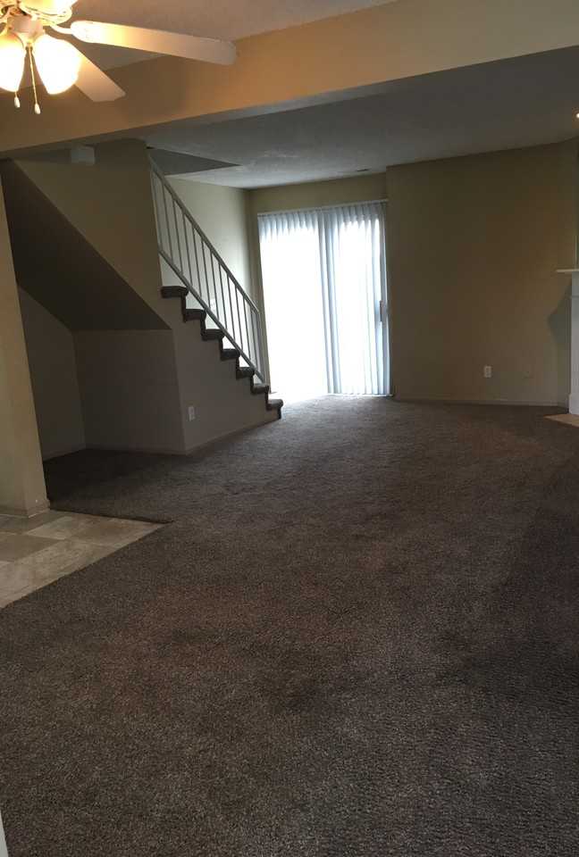1115 Garden Dr - Photo 3 of 13