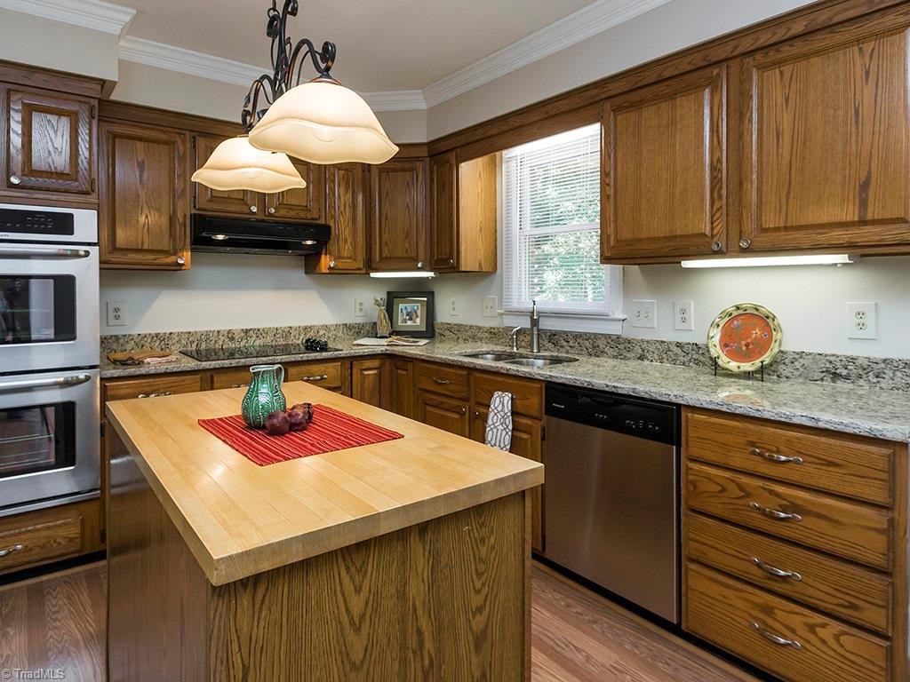 3305 High Ridge Ct - Photo 2 of 19