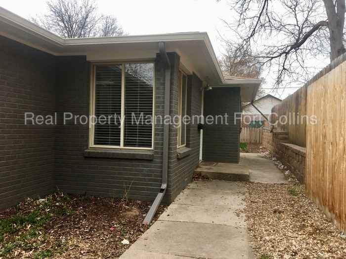 427 E Elizabeth St - Photo 3 of 20