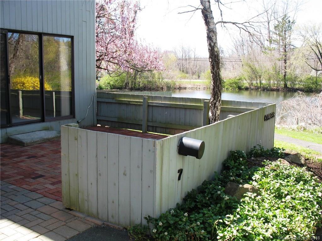 7 Cypress Ln - Photo 2 of 12