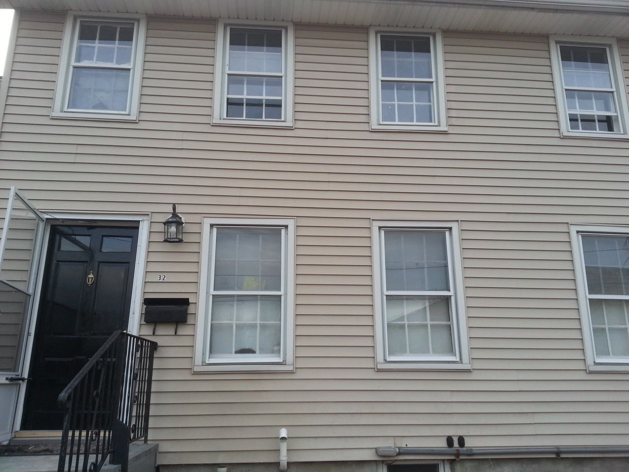 32 Canal St - Photo 2 of 15