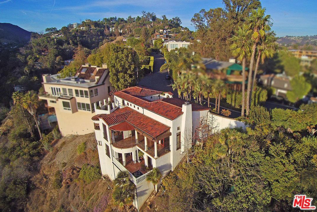 1381 Summitridge Dr - Photo 3 of 23