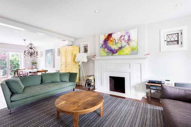 263 Ellis Avenue - Photo 2 of 19
