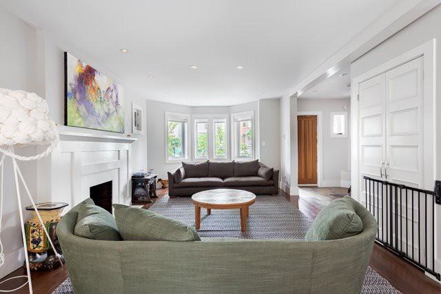 263 Ellis Avenue - Photo 3 of 19