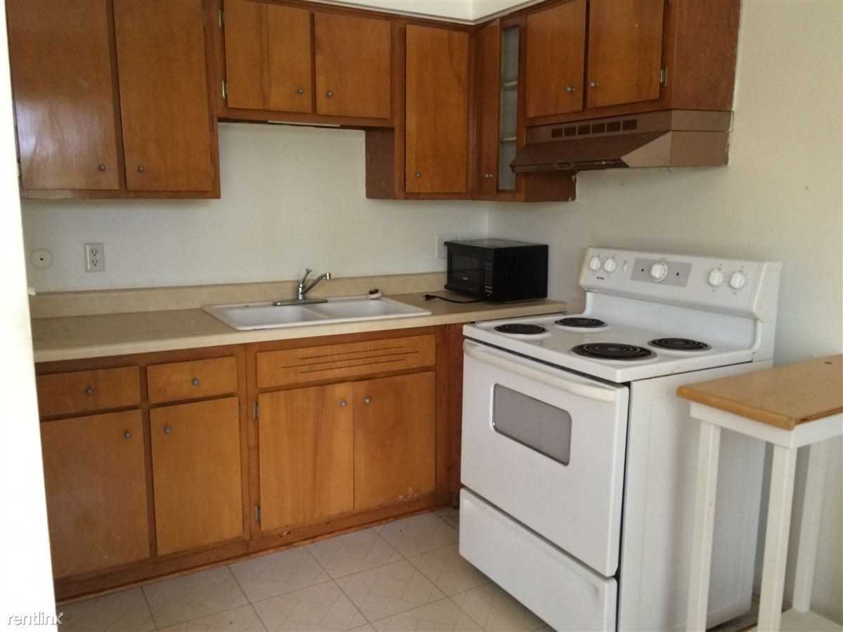 4820 Briarwood Ave - Photo 3 of 5