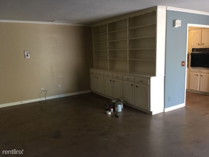 3825 NW 64th St - Photo 2 of 6