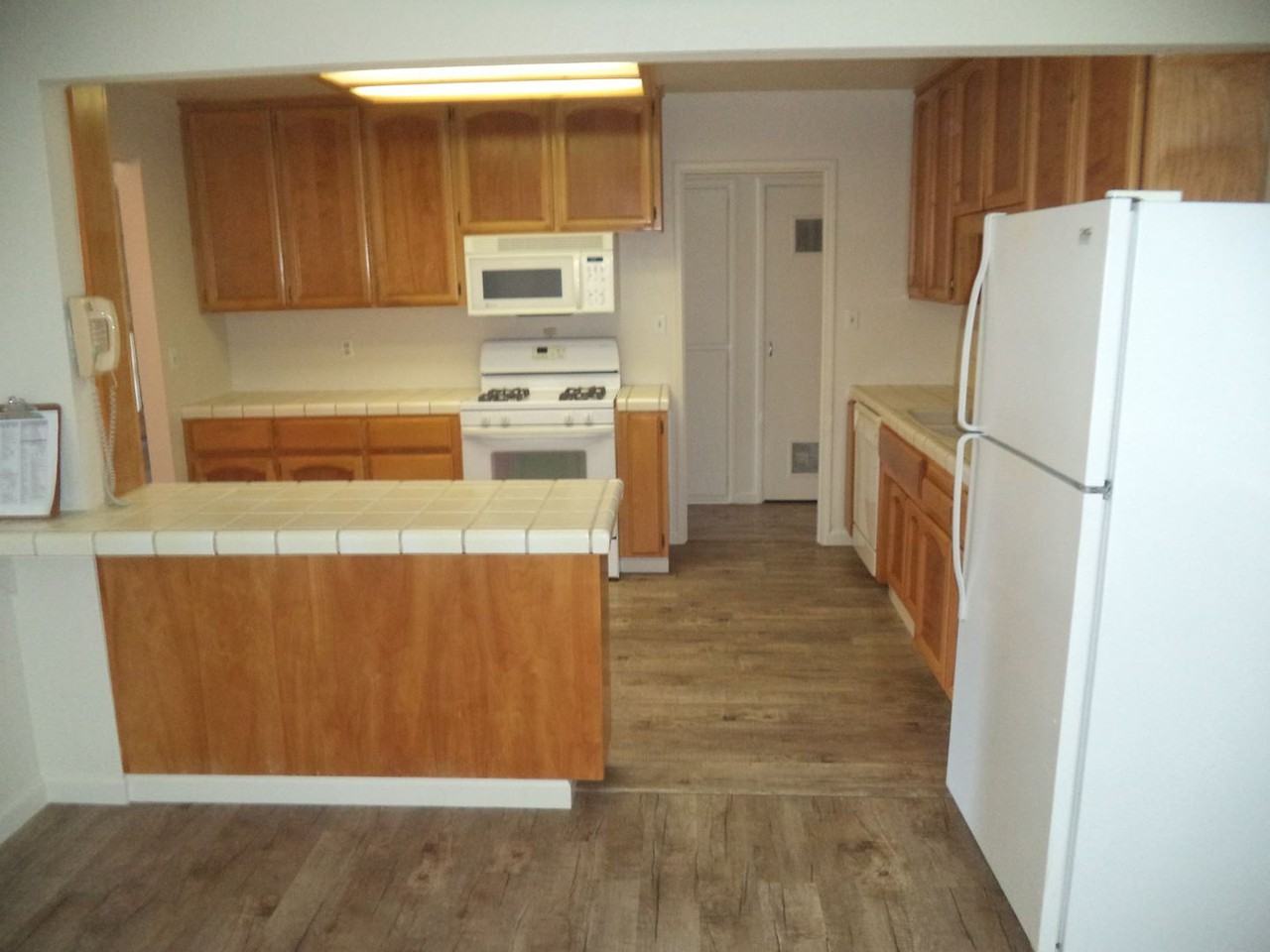 2440 Fernandez Dr - Photo 2 of 6