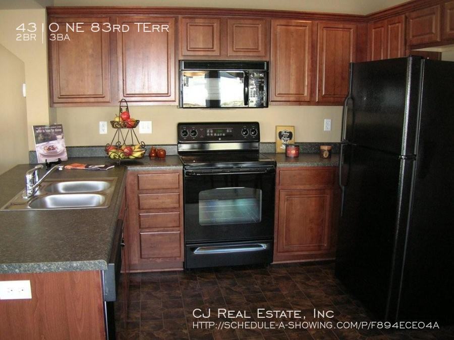 4310 Ne 83rd Ter - Photo 2 of 7