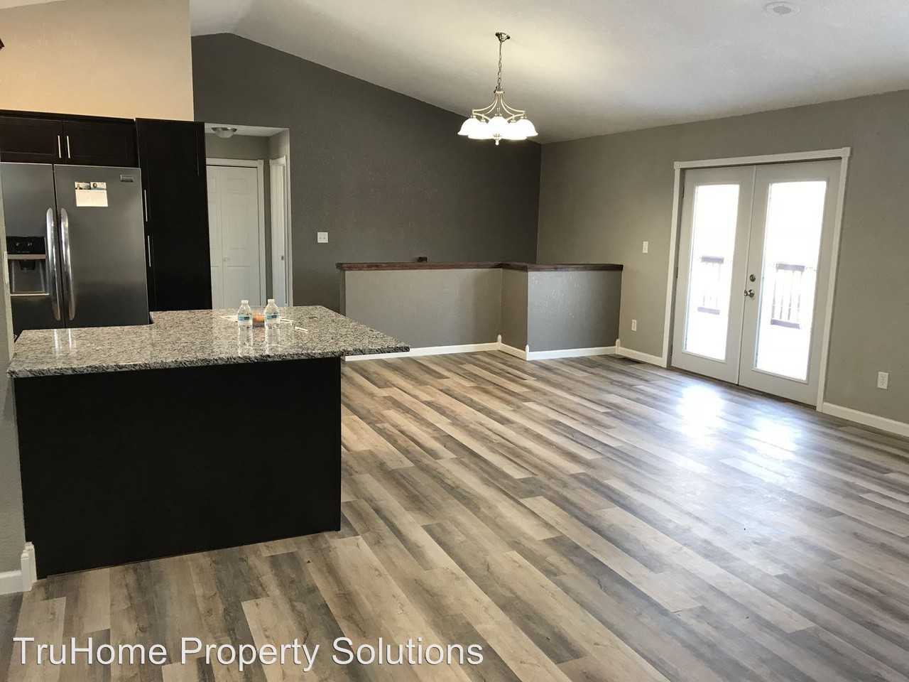 2022 7th Ave NW - Photo 3 of 29