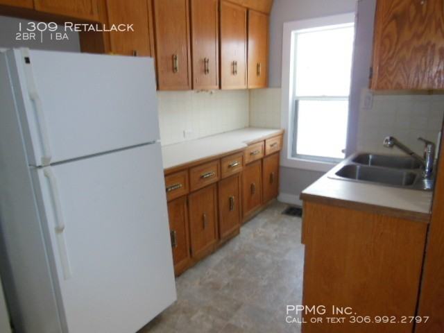 1309 Retallack St - Photo 2 of 9