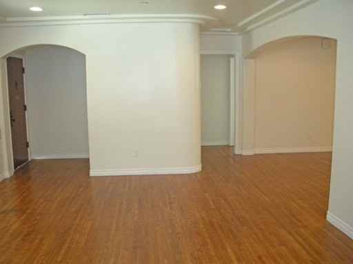 545 S G St - Photo 3 of 11