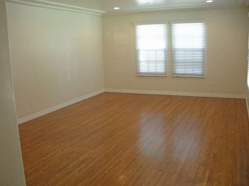 545 S G St - Photo 2 of 11