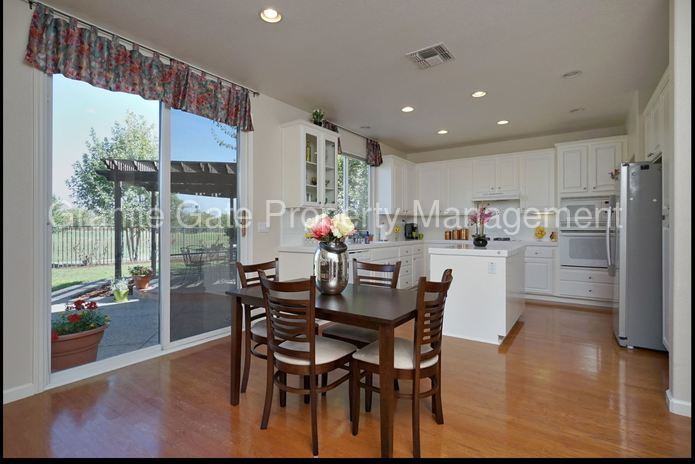 2951 Audubon Circle - Photo 3 of 7