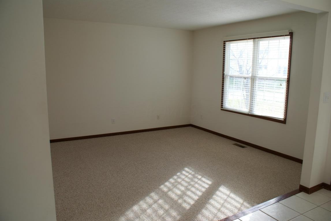 4680 Commons Park Dr - Photo 2 of 24