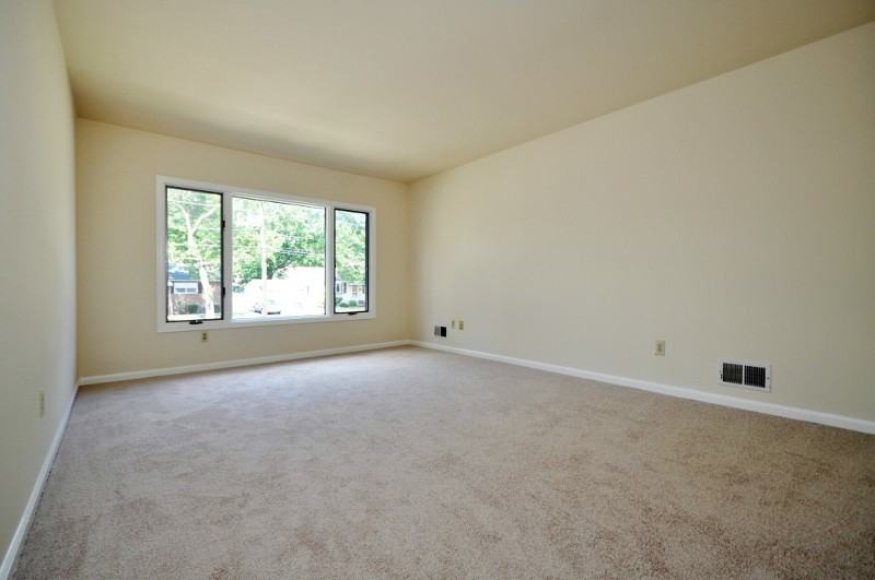 81 Broadway #2c - Photo 2 of 15