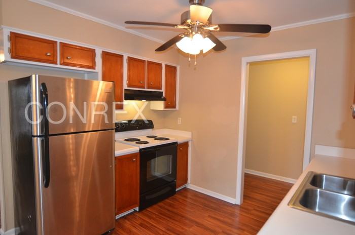 1656 Kentucky Ave - Photo 2 of 14