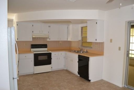 7723 Crosier Ct - Photo 2 of 7