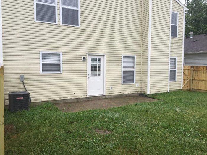 9040 Wandflower Dr - Photo 2 of 16
