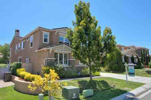 1757 Tara Way - Photo 3 of 36